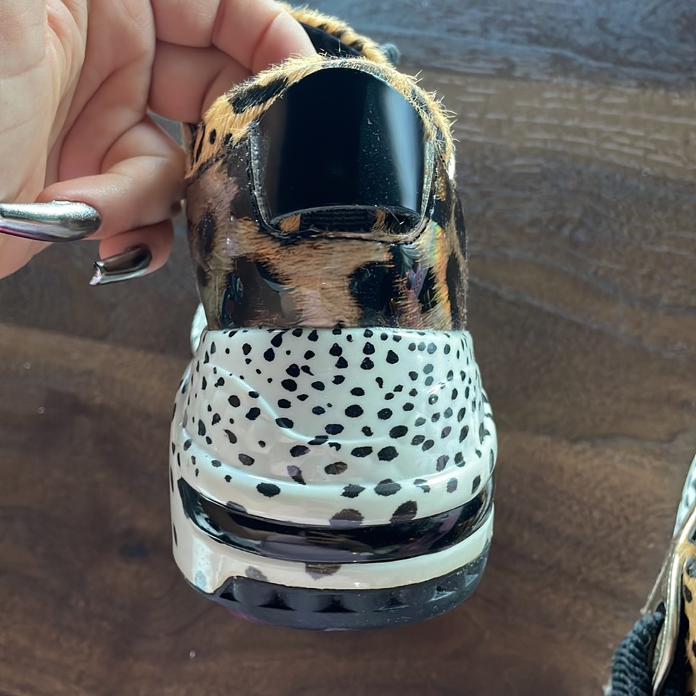 Steve Madden animal print sneakers - Picture 5 of 9